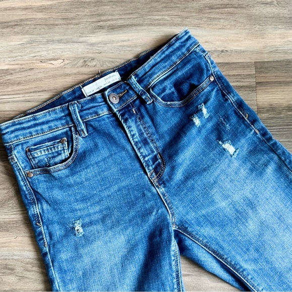 ASOS Stradivarius Regular High Waist Distressed Medium Wash Skinny Jeans Size 6 - Picture 2 of 12